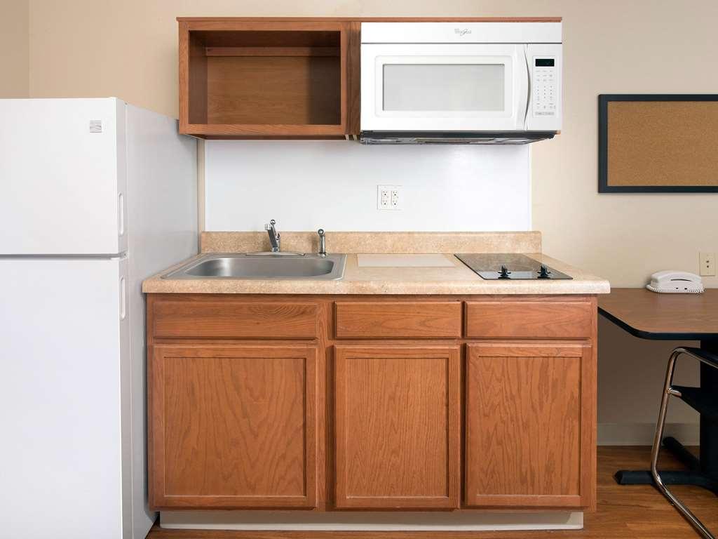 Extended Stay America Select Suites - El Paso - East Room photo